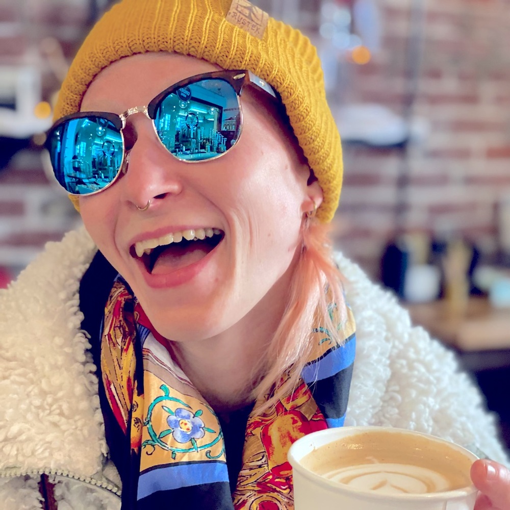 Meet your Posher, Emily